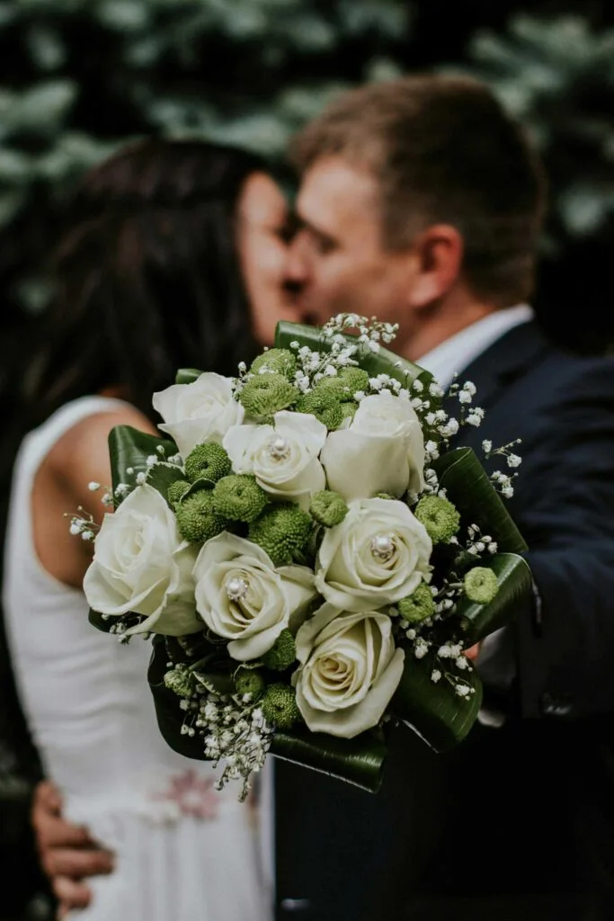 maries-bouquet-hameau-du-cruzeau